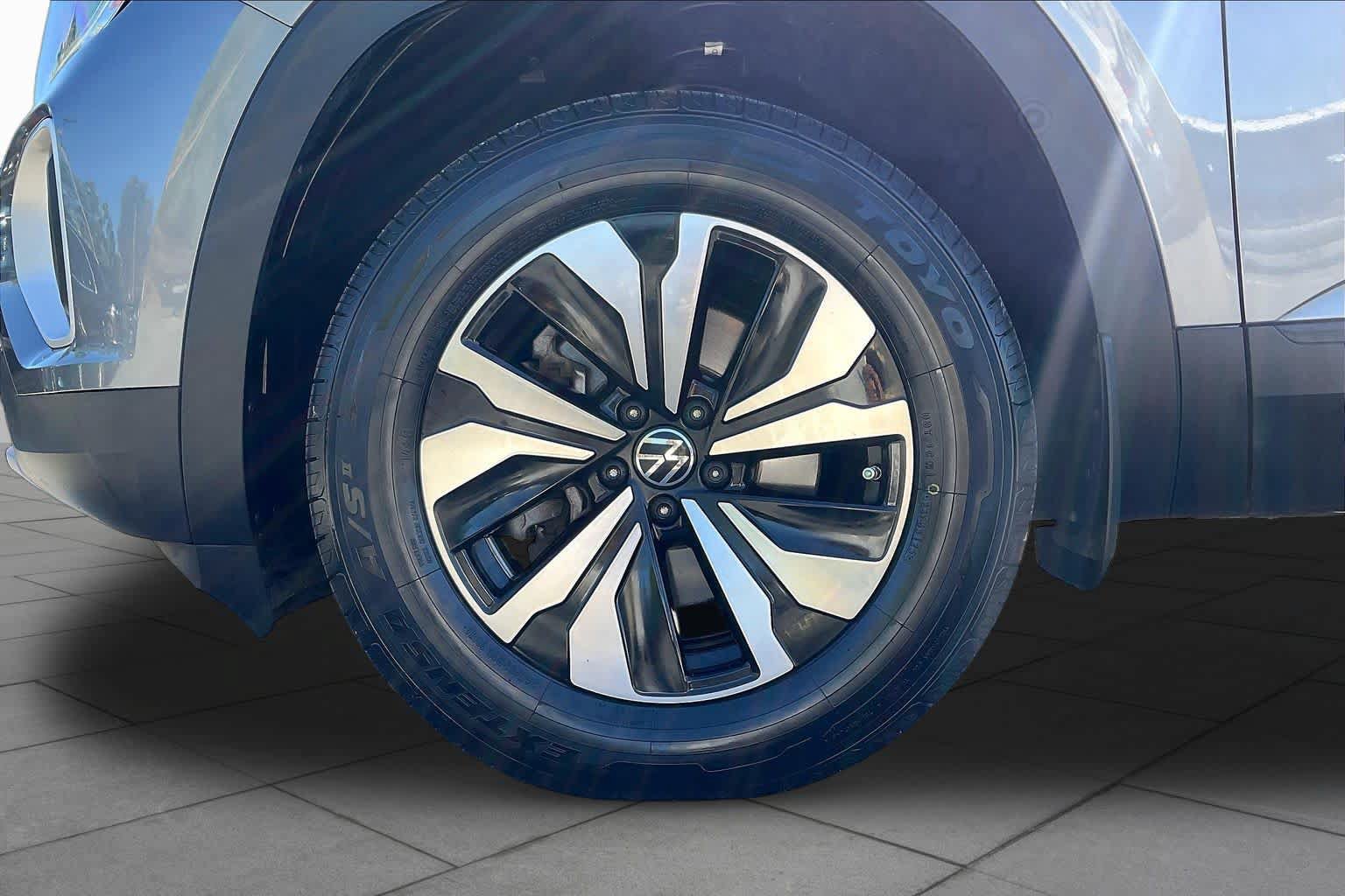 Used 2024 Volkswagen Atlas SE FWD image 10