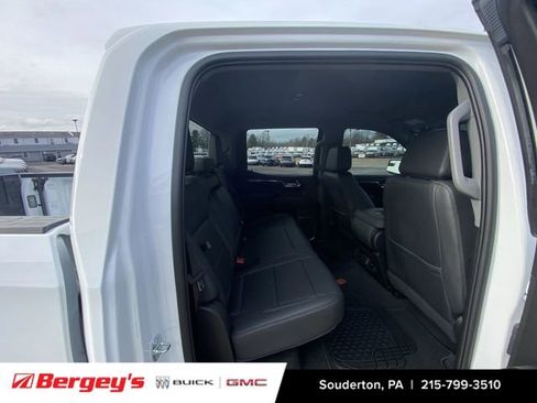 Certified 2023 GMC Sierra 1500 SLT image 31