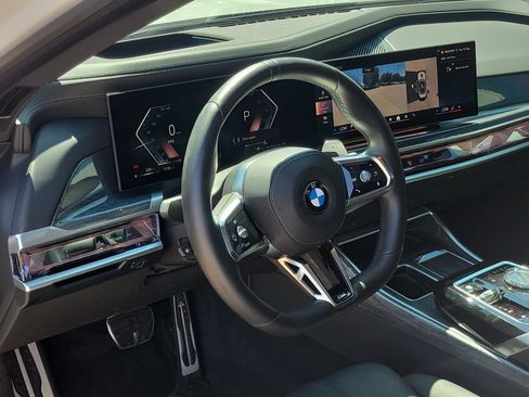Used 2023 BMW 760i xDrive AWD/4WD image 6