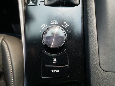 Used 2014 Lexus IS 350 AWD w/ F Sport Package image 30