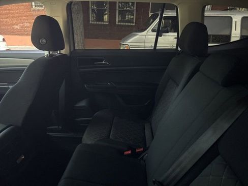 Used 2018 Volkswagen Atlas Launch Edition image 16