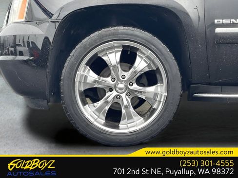 Used 2014 GMC Yukon Denali image 11