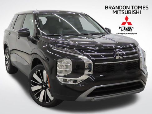 New 2026 Mitsubishi Outlander SE AWD/4WD image 1