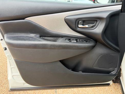 Used 2019 Nissan Murano SV w/ Cargo Package FWD image 27
