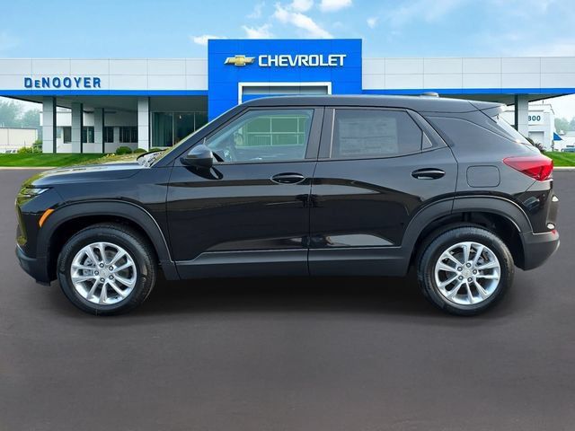 New 2026 Chevrolet TrailBlazer LS w/ LS Convenience Package AWD/4WD image 9