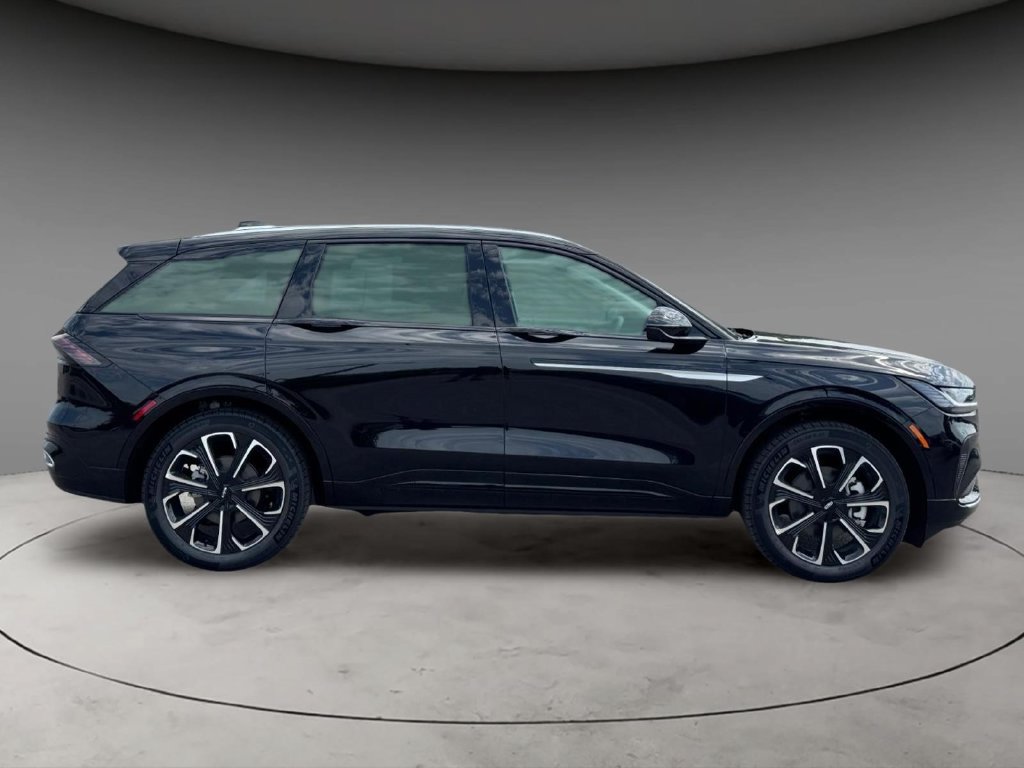 New 2026 Lincoln Nautilus Reserve AWD/4WD image 4