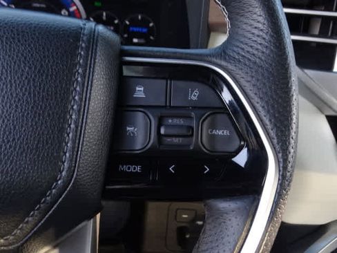 Used 2022 Toyota Tundra Capstone image 35