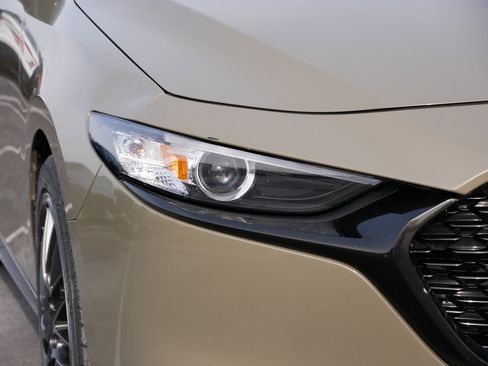 Used 2024 MAZDA MAZDA3 s image 16