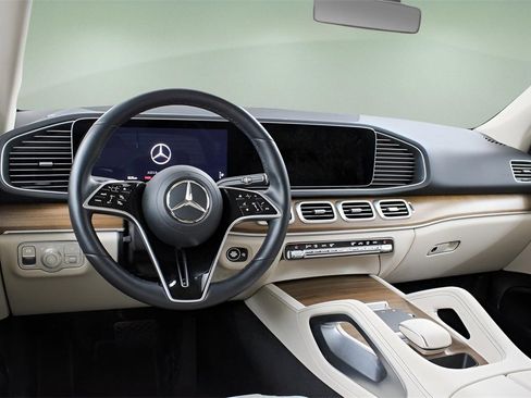 Used 2024 Mercedes-Benz GLE 350 4MATIC image 15