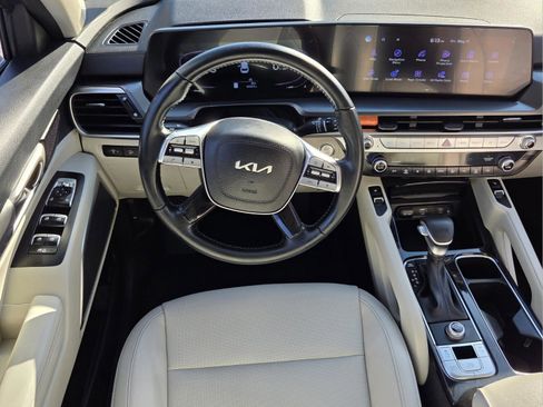 Used 2024 Kia Telluride S FWD image 20