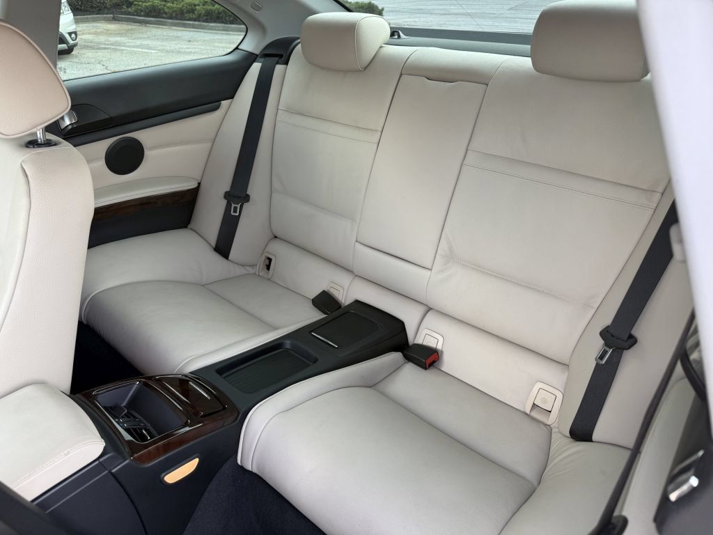 Used 2012 BMW 328i Coupe RWD image 17