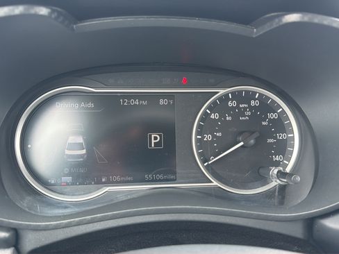 Certified 2024 Nissan Versa SR FWD image 10