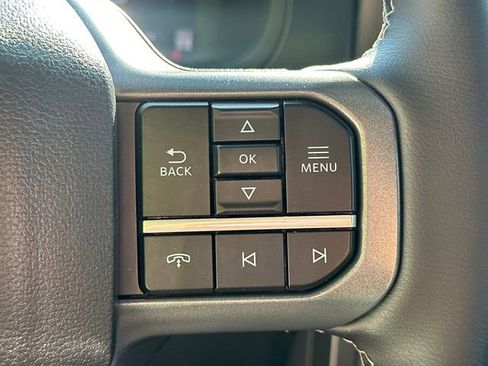 Used 2025 Ford F150 Lariat AWD/4WD image 32