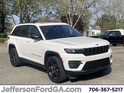 Used 2024 Jeep Grand Cherokee Altitude