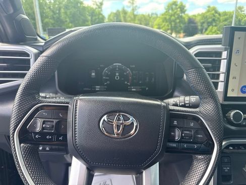 Used 2024 Toyota Sequoia Platinum AWD/4WD image 25