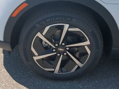 New 2026 Chevrolet Equinox EV LT AWD/4WD image 15