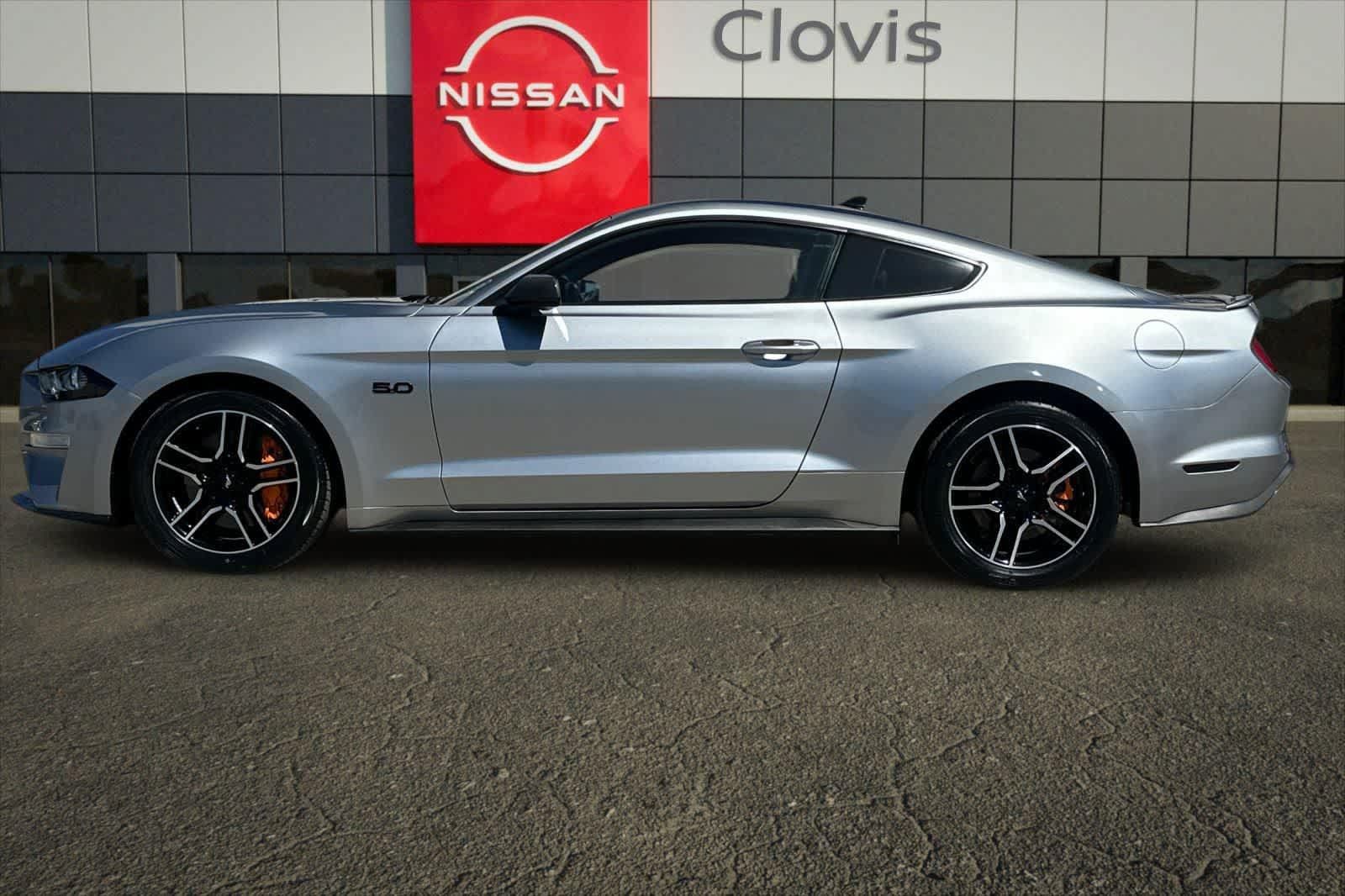 Used 2022 Ford Mustang GT Premium RWD image 6