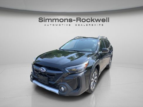 Used 2024 Subaru Outback Limited XT image 2