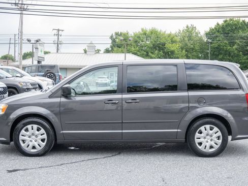Used 2017 Dodge Grand Caravan SE w/ Power Window Group FWD image 7
