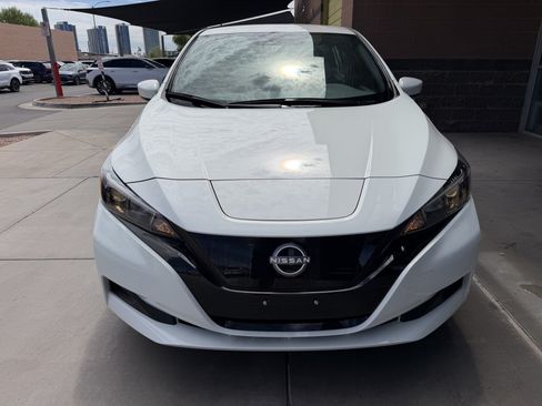 Used 2025 Nissan Leaf S FWD image 10