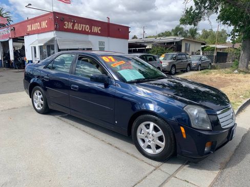Used 2007 Cadillac CTS 3.6 w/ California CTS Luxury Package RWD image 2