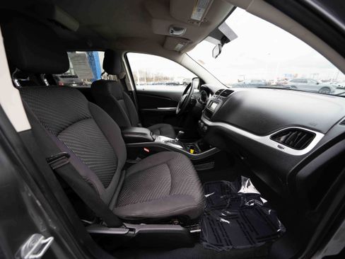 Used 2012 Dodge Journey SXT w/ Flexible Seating Group image 26