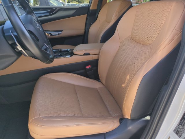 Used 2024 Lexus NX 250 FWD w/ Towing Package (2000 Lbs) image 21