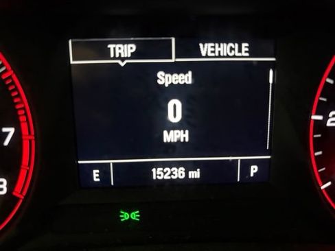Used 2024 Chevrolet Trax RS w/ Driver Confidence Package FWD image 60