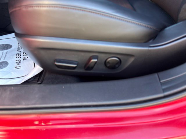 Used 2025 MAZDA MAZDA3 2.5 S Hatchback w/ Premium Pkg FWD image 18
