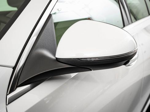 Certified 2024 Mercedes-Benz C 300 4MATIC Sedan image 16