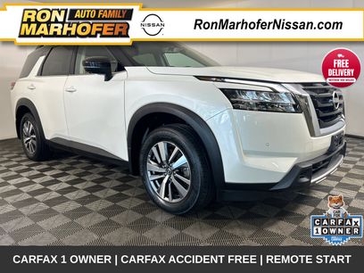 Used 2024 Nissan Pathfinder SL