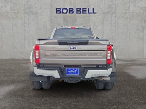 Certified 2022 Ford F450 XLT w/ Camper Package AWD/4WD image 4