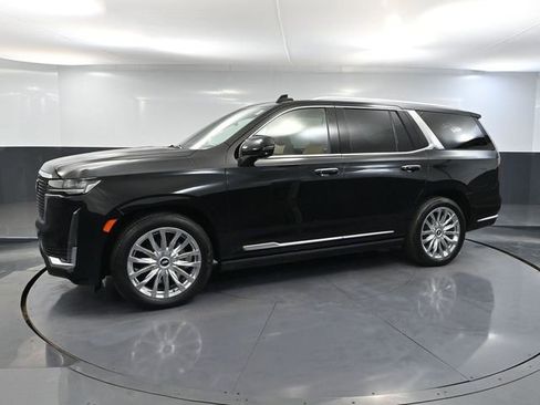 Used 2022 Cadillac Escalade Premium Luxury w/ Touring Package image 12