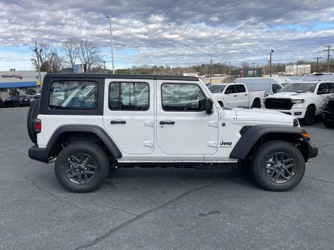 New 2026 Jeep Wrangler Unlimited Sport AWD/4WD image 9