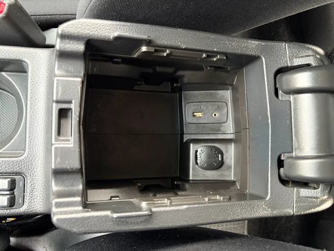 Used 2013 Subaru Impreza 2.0i Premium w/ All-Weather Pkg AWD/4WD image 17