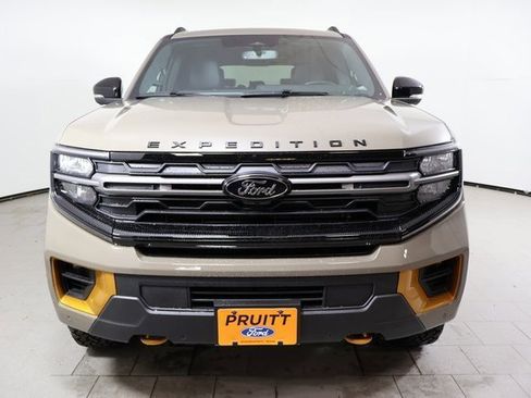 New 2026 Ford Expedition Tremor image 2