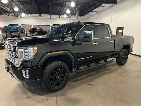 Used 2020 GMC Sierra 2500 Denali w/ Denali Ultimate Package AWD/4WD image 5