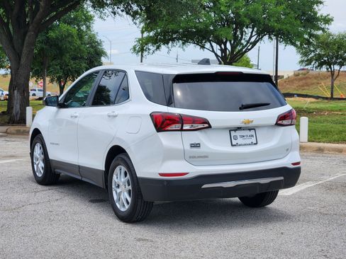 Used 2024 Chevrolet Equinox LT FWD image 4