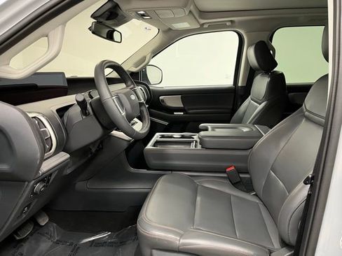 Used 2025 Ford Expedition Max Active AWD/4WD image 21