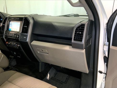 Used 2017 Ford F150 XLT w/ Equipment Group 302A Luxury RWD image 16