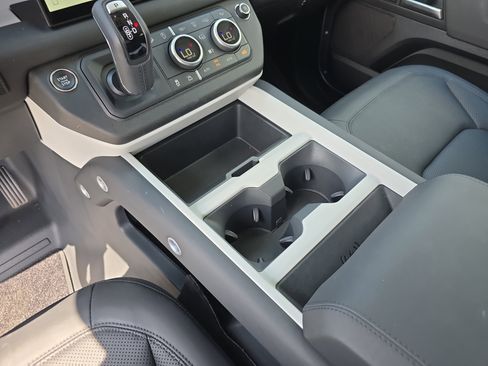 Certified 2025 Land Rover Defender 110 S AWD/4WD image 29