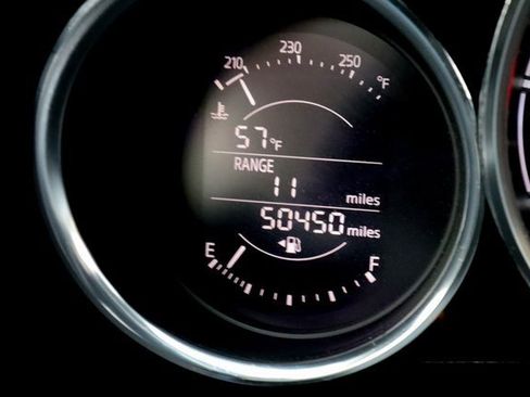 Used 2016 MAZDA MX-5 Miata Sport image 8