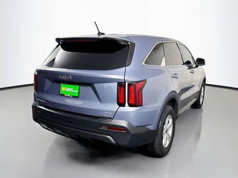 Used 2023 Kia Sorento LX AWD/4WD image 10