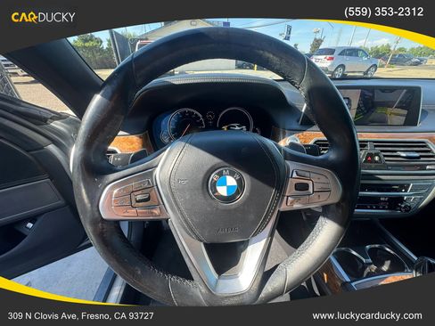 Used 2016 BMW 750i xDrive AWD/4WD image 11