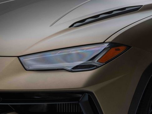 Used 2024 Lamborghini Urus Performante image 49