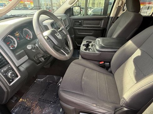 Used 2019 RAM 1500 Express w/ Express Value Package image 9