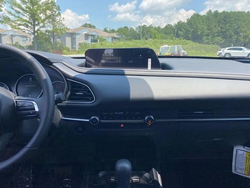 New 2025 MAZDA CX-30 AWD 2.5 S w/ Select Sport Pkg image 25