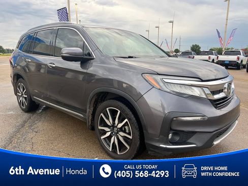 Used 2019 Honda Pilot Touring image 3