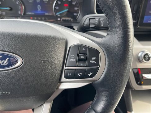 Used 2023 Ford Explorer XLT w/ Equipment Group 202A image 23