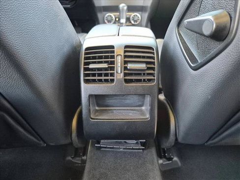 Used 2012 Mercedes-Benz GLK 350 2WD image 18